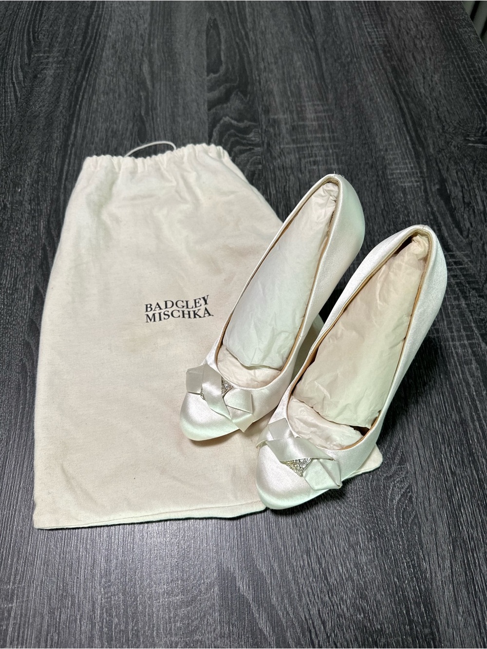 Badgley Mischka Ivory Satin Bow Heels